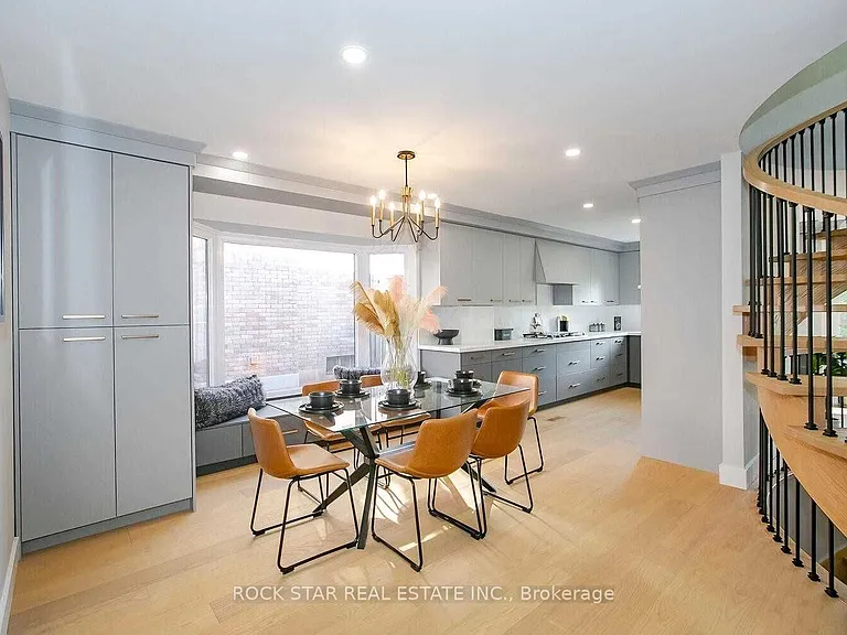 160 River Oaks Blvd E — Photo 3