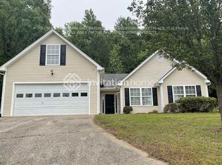 1033 Rolling Ridge Ln, Auburn, GA 30011