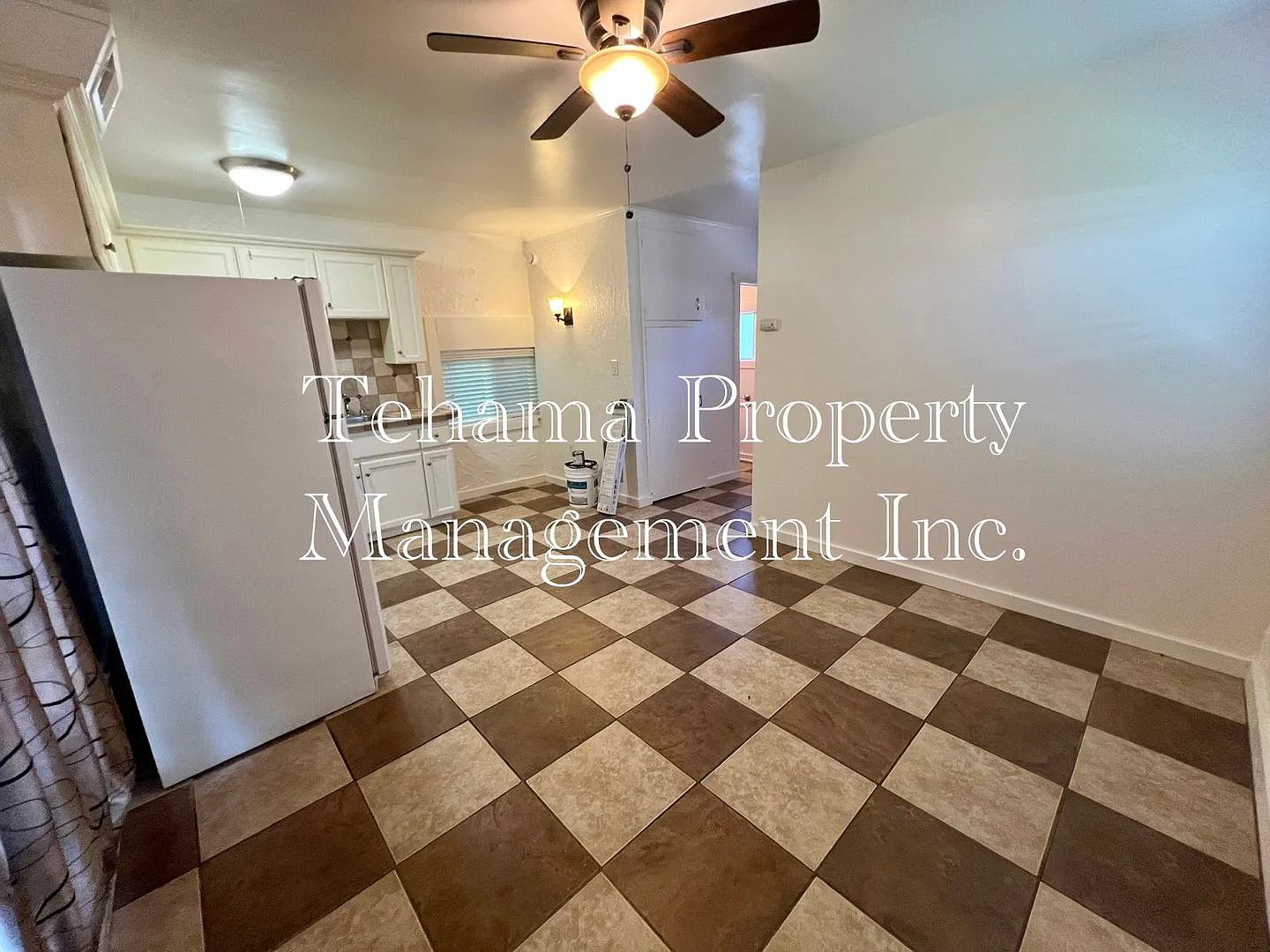 931 Rio St — Photo 2