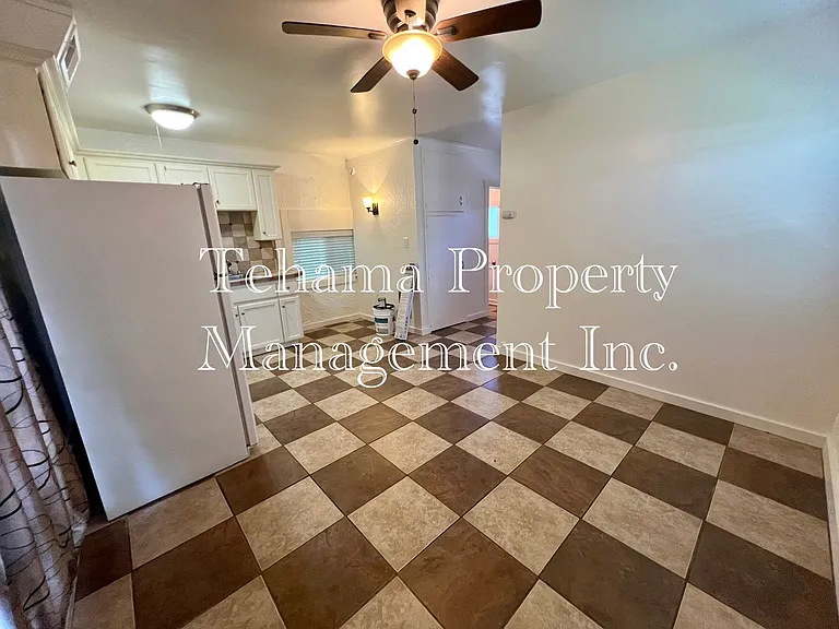 931 Rio St — Photo 2