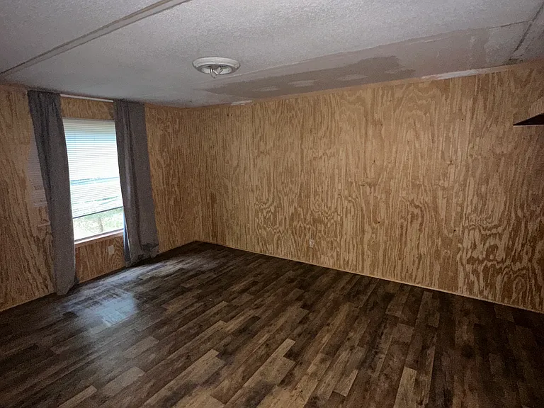 129 Texas Rd #129 — Photo 4
