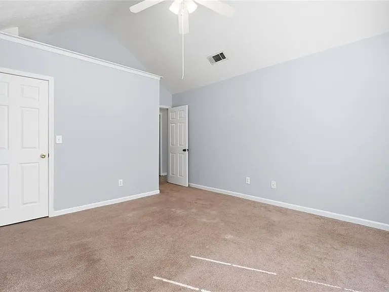 540 Sterling Hill Dr — Photo 20