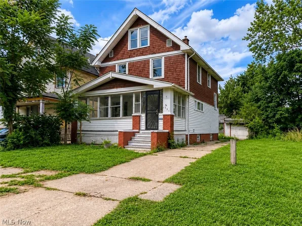 13511 Beaumont St, East Cleveland, OH 44112