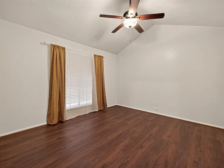 2714 S Brompton Dr — Photo 30