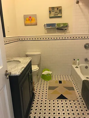 Rented by Douglas Elliman | media 14