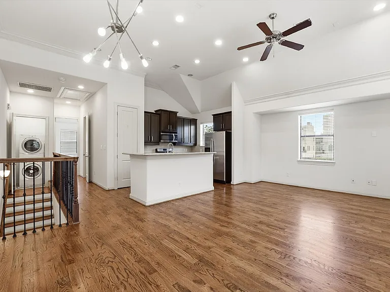 2305 Bastrop St #A — Photo 21