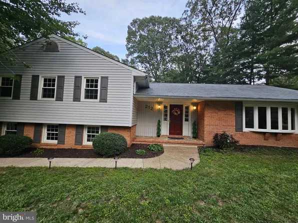 212 Oak Ave, Severna Park, MD 21146