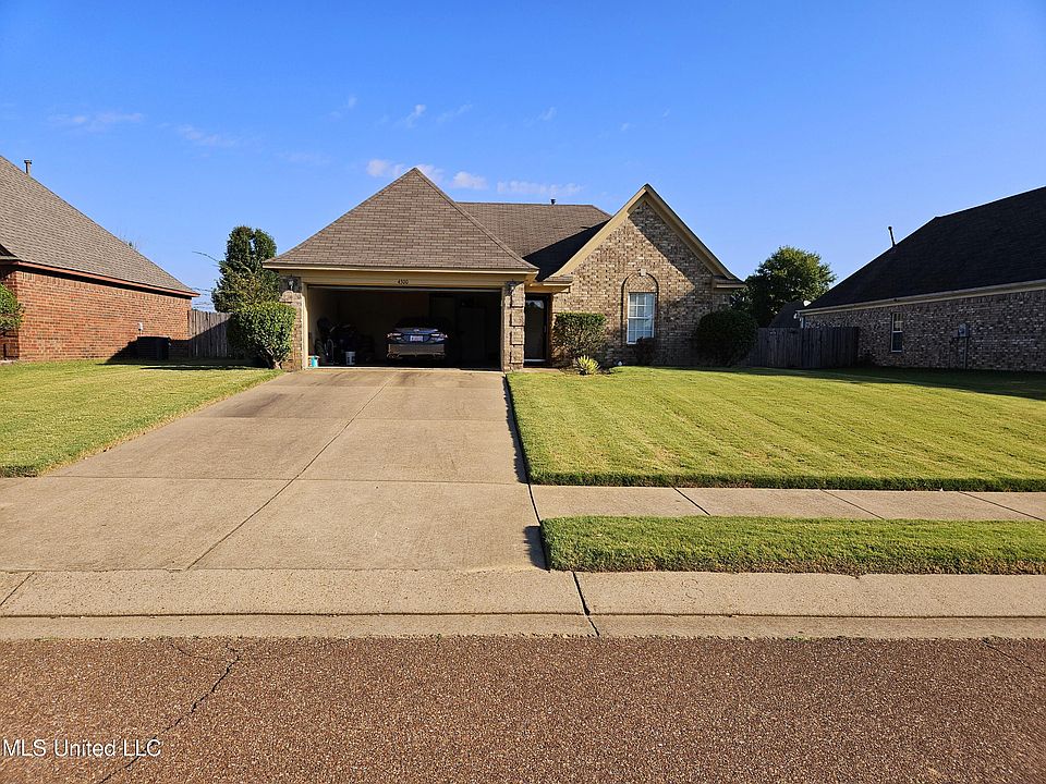 1st image of 4300 Ravenwood Park W
