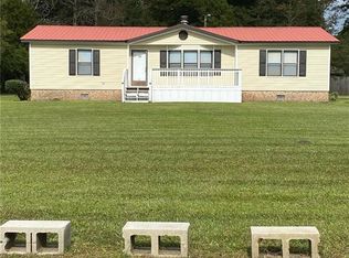 57 Littlefield Acres Loop Rd, Lumberton, NC 28358