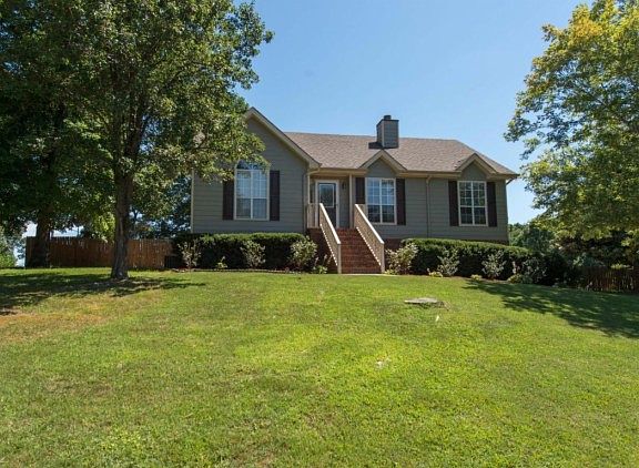 2nd image of 626 N Brook Dr