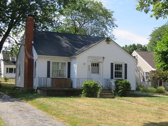 3rd image of 663 Eaton Rd