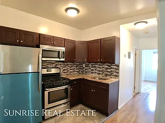 Rented by Sunrise Real Estate