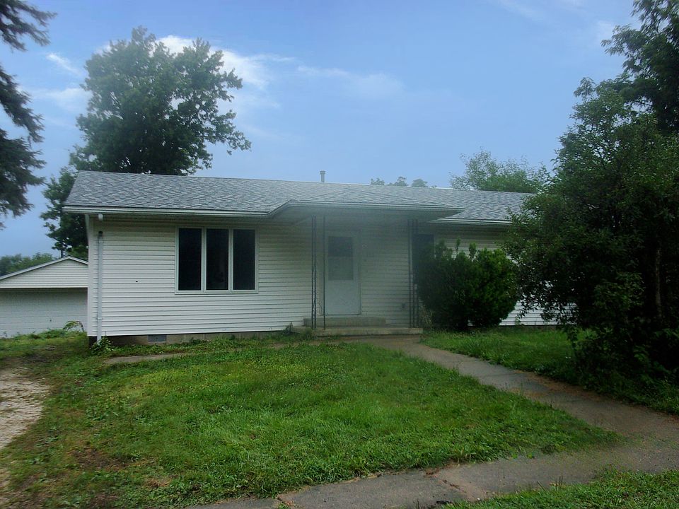 1st image of 312 E Spruce St