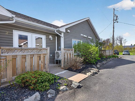 3rd image of 88 Main St #2