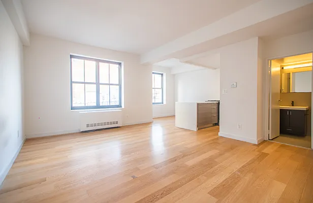 Rented by Commercial Capital Resources INC | media 37