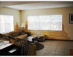 1st image of 464 SW 5th Ave #8