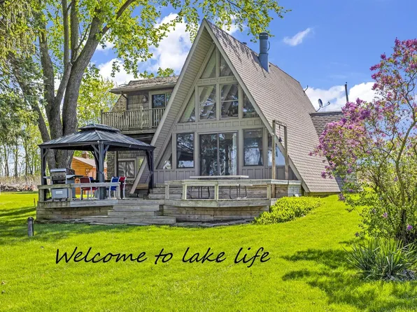 704 Valentine Ln, Hudson, MI 49247