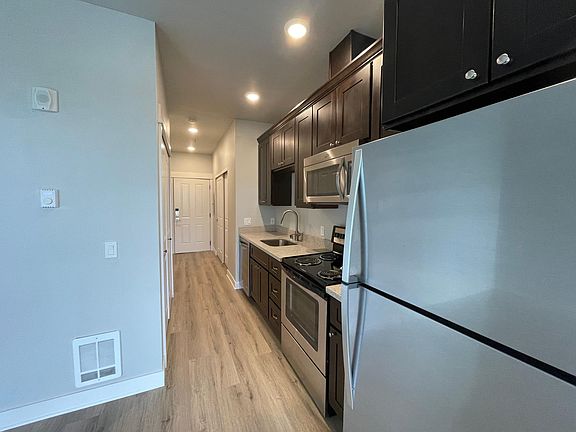2nd image of 223 N J St APT 408