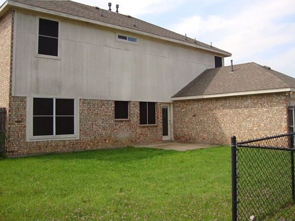 2nd image of 1623 Laurel Springs Ct