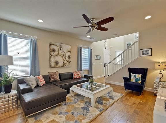 5th image of 5388 Chesbro Ave