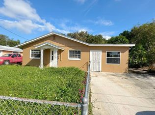 575 W Tropicana Ct, Kissimmee, FL 34741