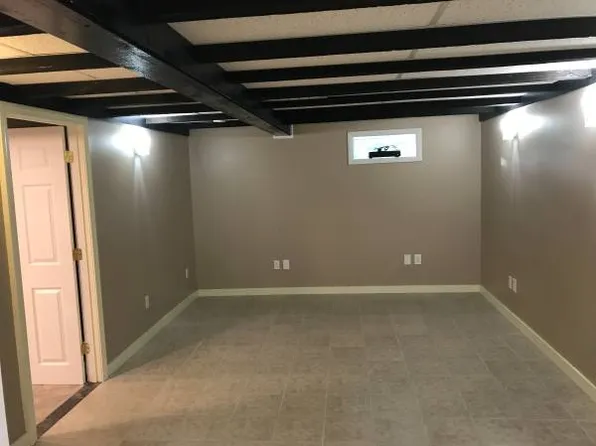 (undisclosed Address), Burrillville, RI 02830