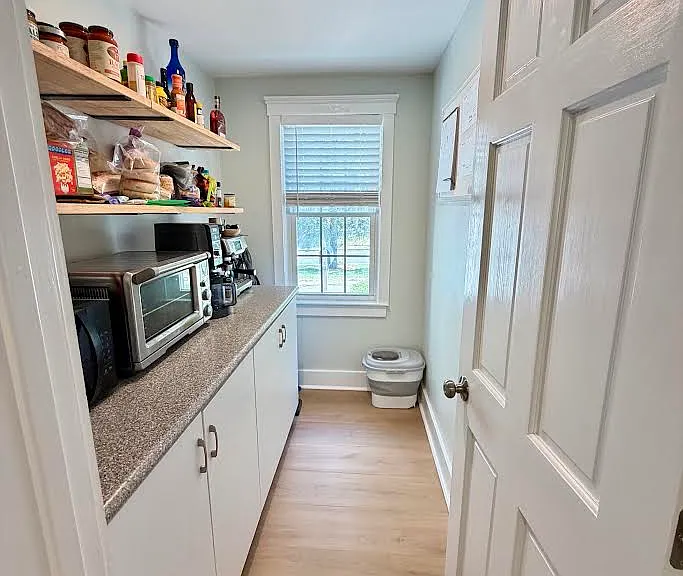 1271 Elm St — Photo 16