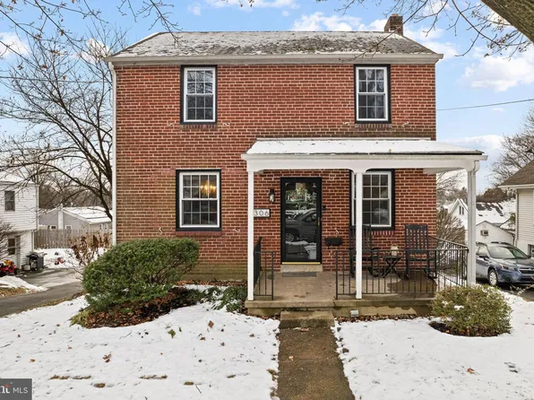 306 Krewson Ter, Willow Grove, PA 19090