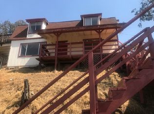 45451 Hammond Dr, Three Rivers, CA 93271