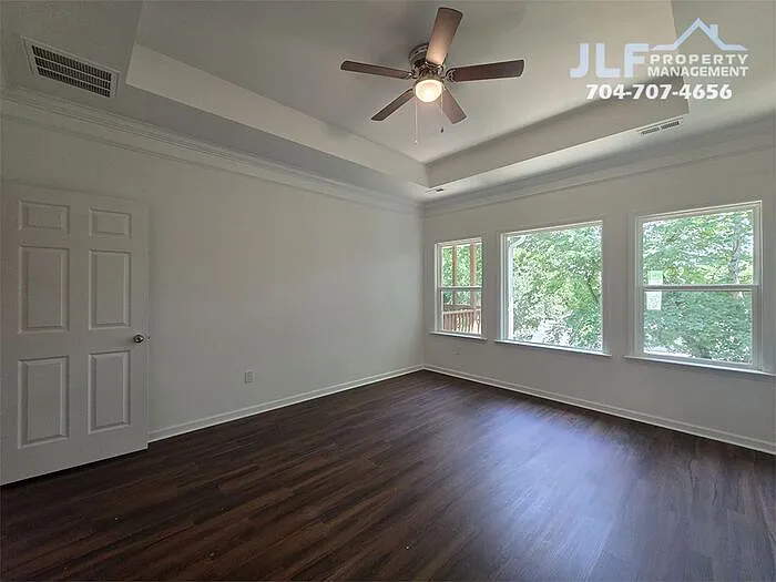 595 Foxwood Dr — Photo 10