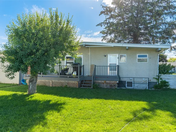 745 Kelly Dr, Kamloops, BC V2B 4G5