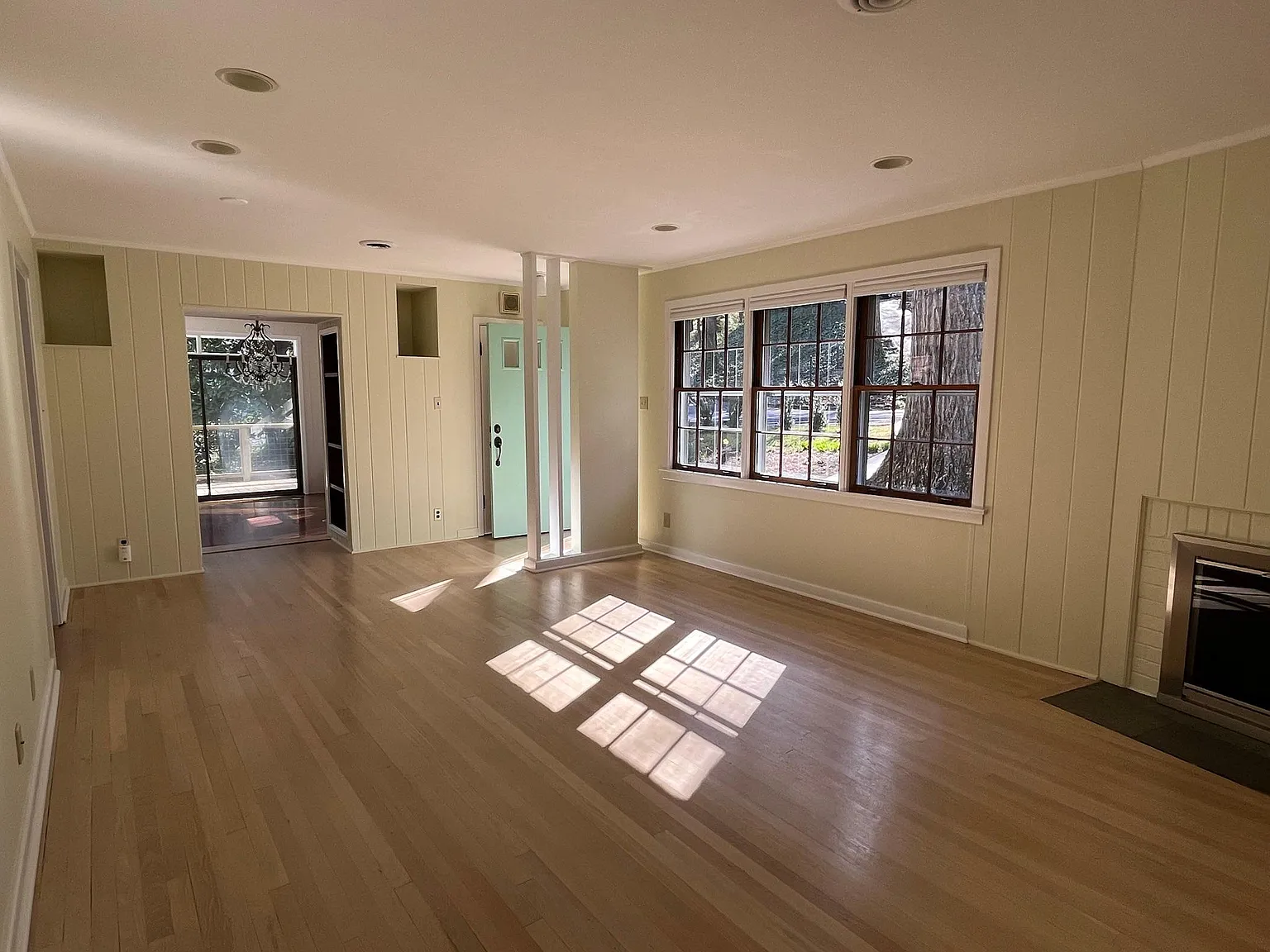 4201 Valencia Rd — Photo 3