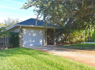 7516 58th Ct, Vero Beach, FL 32967