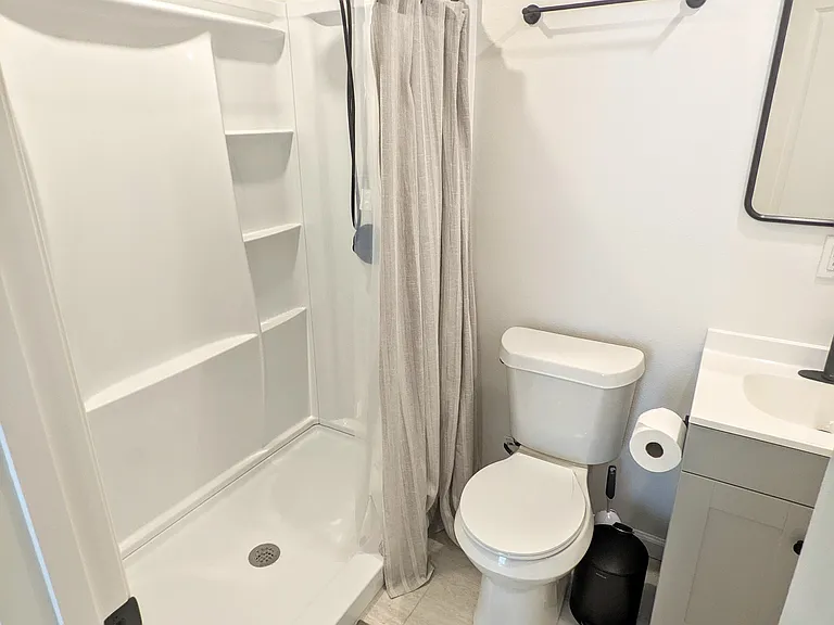2153 Bougainvillea St #B — Photo 6