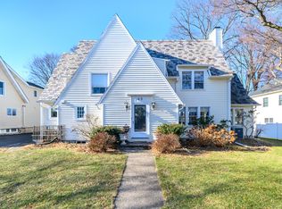 42 Rachelle Ave, Stamford, CT 06905
