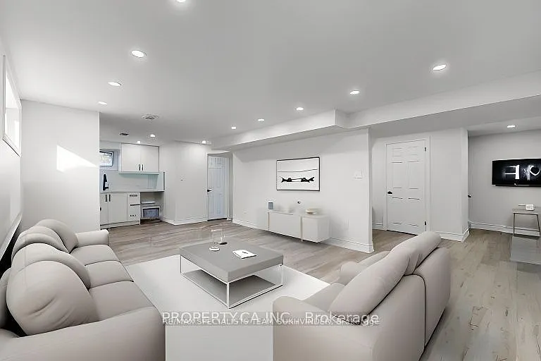 2 bed, $2,300 — Photo 1