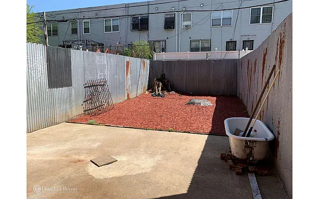 Rented by Douglas Elliman | media 20