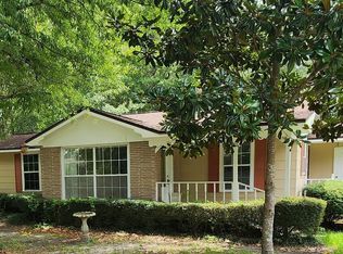 582 5th St, Chipley, FL 32428