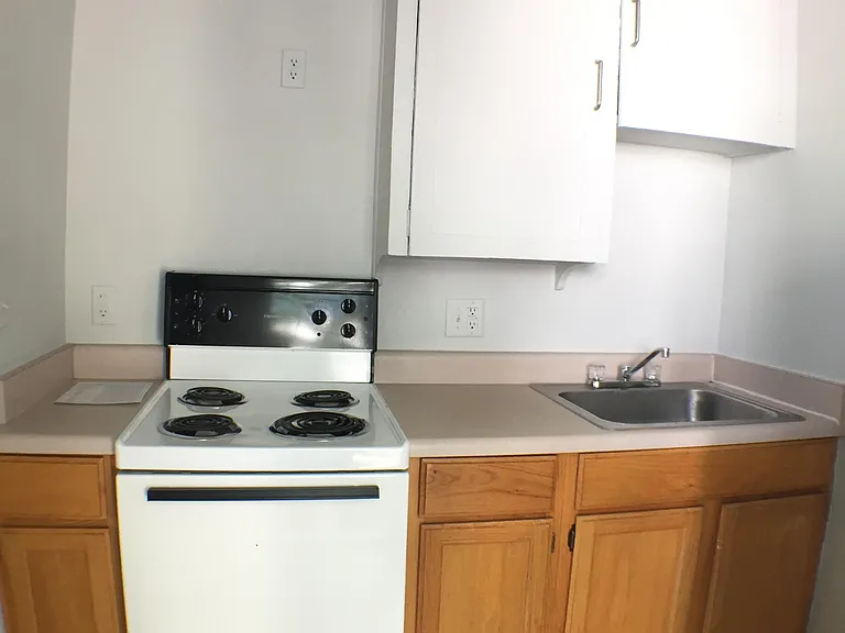 512 W Fillmore St #1 — Photo 3
