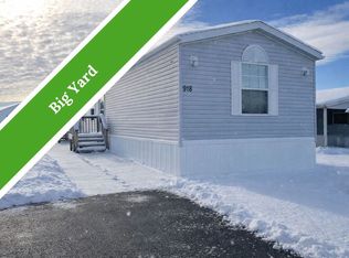 918 Fernwood Dr #918, Lockport, NY 14094