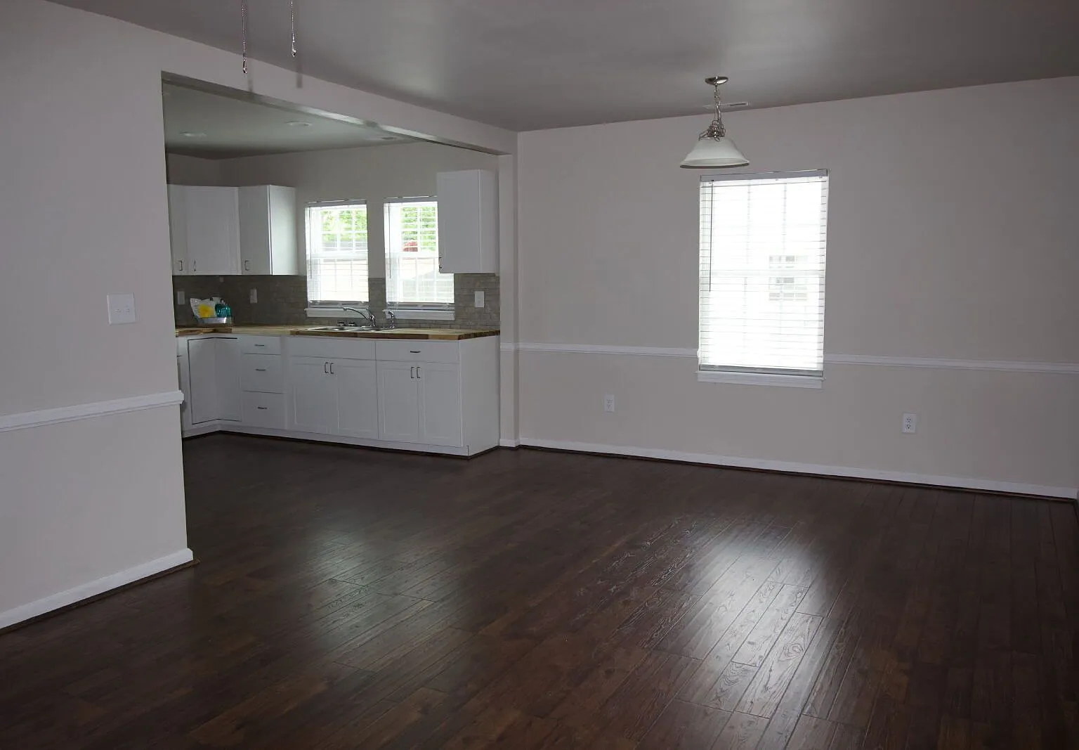 2 bed, 1.0 bath, 910 sqft, $1,000 — Photo 4