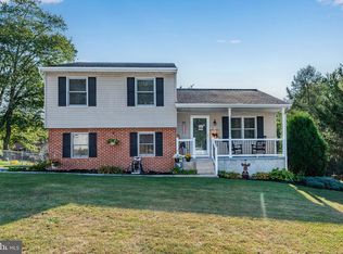 2 Liberty Dr, Mount Holly Springs, PA