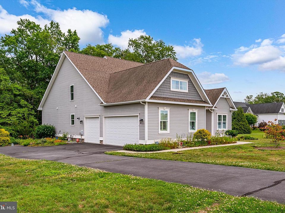 1st image of 24613 Stillwater Ct