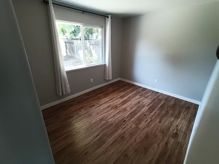 8205 Clarion Cir — Photo 20
