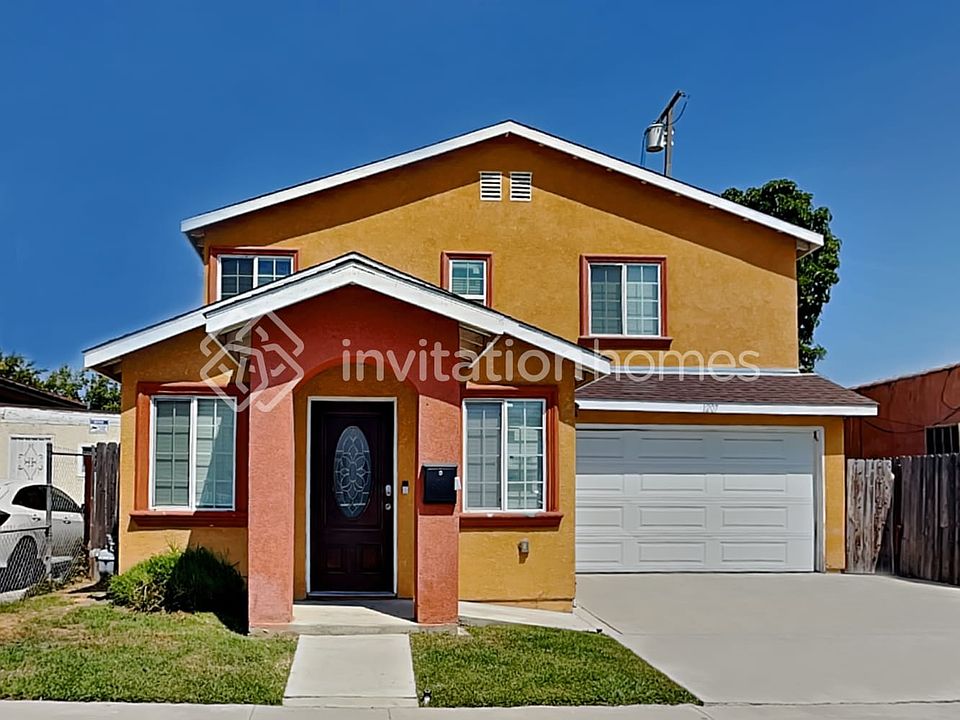 1st image of 1207 E Leigh Ct