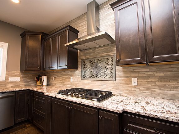 2nd image of 9325 Columbia Ct