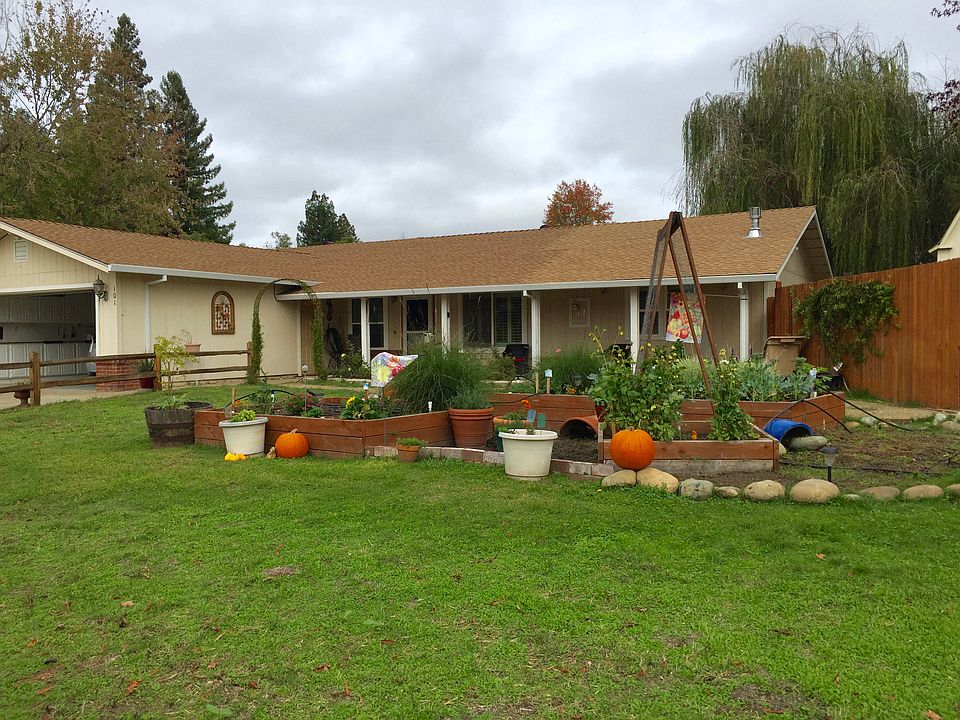 Country living in Folsom!