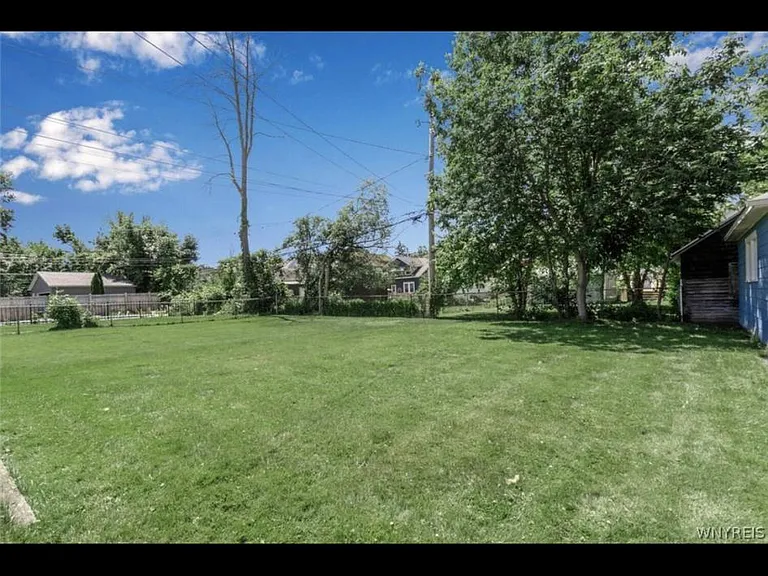 622 Parkside Ave — Photo 20