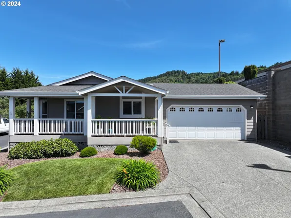 98126 W Benham Ln Space 39, Brookings, OR 97415