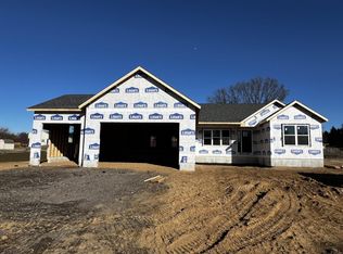 2947 N Morning Glory Ave, Rolling Prairie, IN 46371